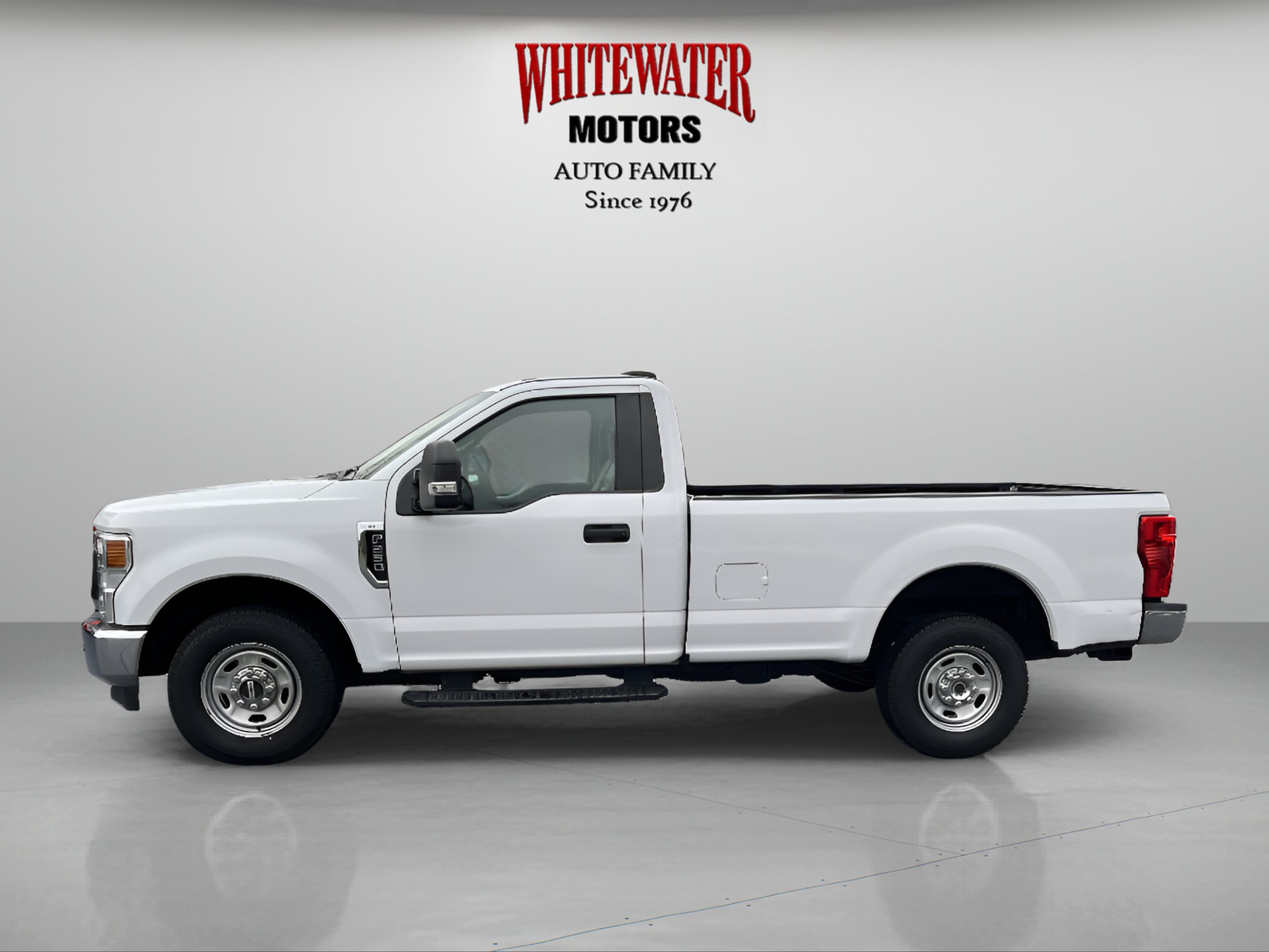 Used 2020 Ford F250 XL w/ Power Equipment Group image 2
