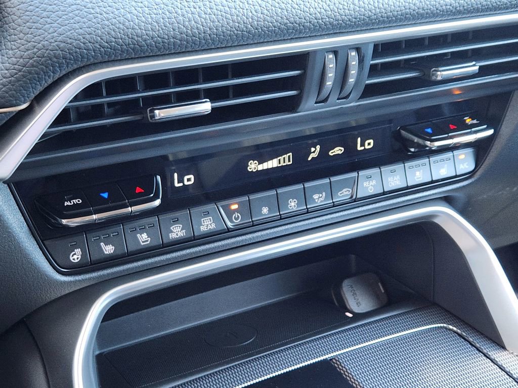 New 2026 MAZDA CX-90 Plug-In Hybrid w/ Preferred image 10