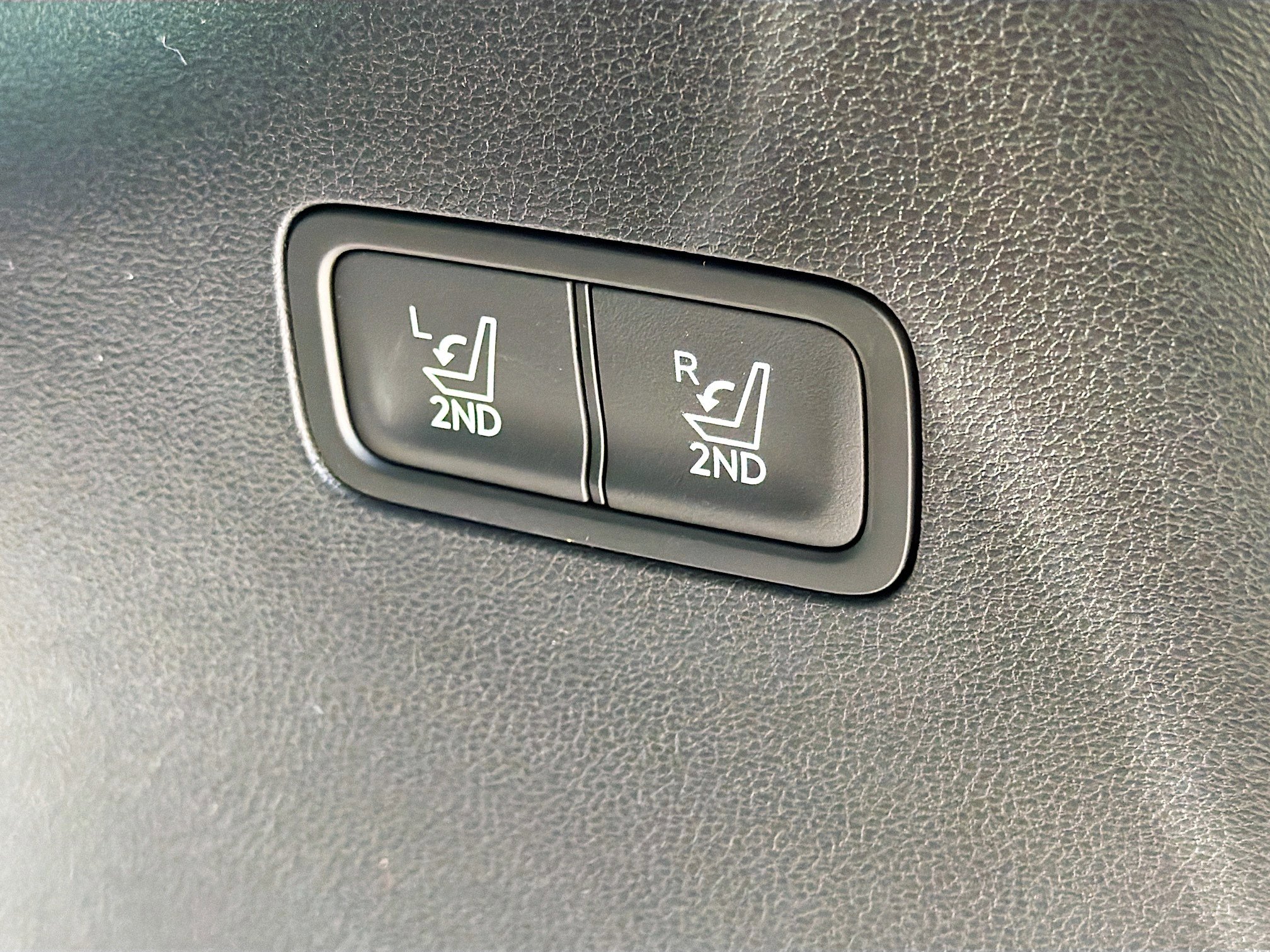 New 2026 Hyundai Santa Fe SEL FWD image 13