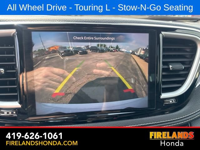 Used 2023 Chrysler Pacifica Touring-L w/ S Appearance Package AWD/4WD image 22