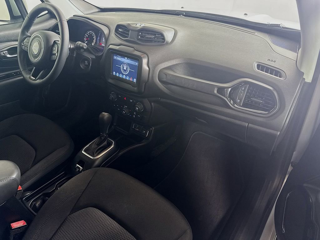 Used 2019 Jeep Renegade Altitude w/ Quick Order Package 2XM image 27