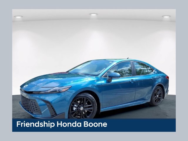 Used 2026 Toyota Camry SE w/ Convenience Package FWD image 1