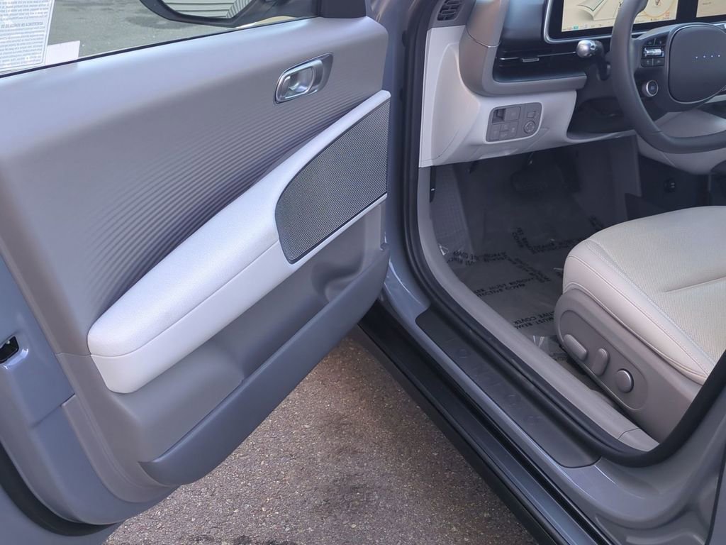Certified 2023 Hyundai Ioniq 6 SEL image 12