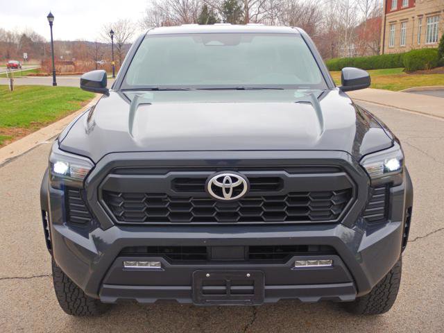 Used 2025 Toyota Tacoma TRD Off-Road image 7
