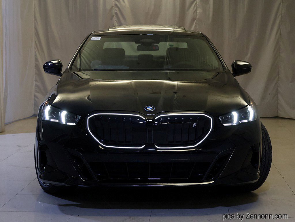 New 2026 BMW i5 eDrive40 w/ M Sport Package image 5