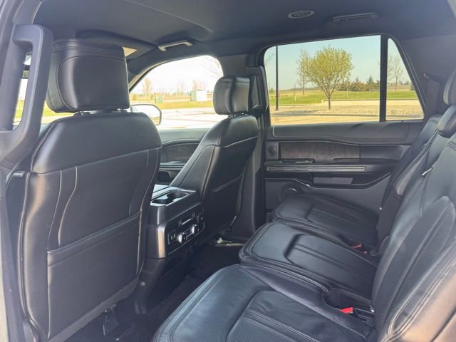 Used 2018 Ford Expedition Max Limited AWD/4WD image 31