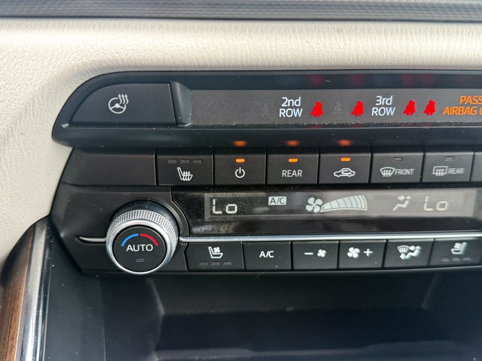 Used 2022 MAZDA CX-9 Signature AWD/4WD image 29