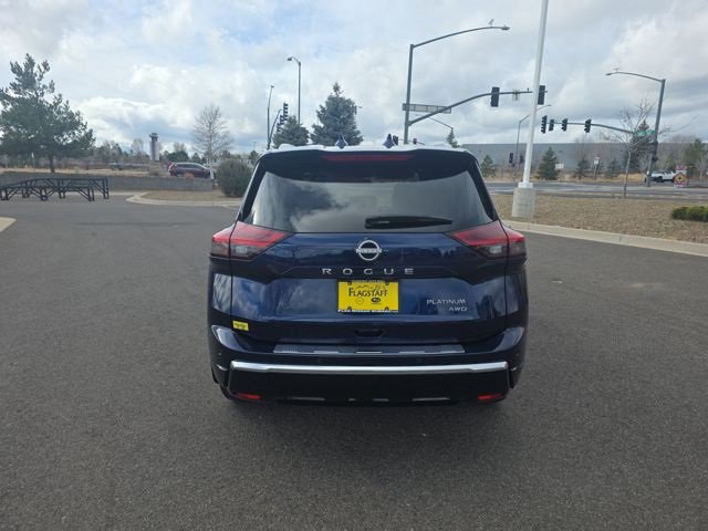 Used 2025 Nissan Rogue Platinum w/ Tech Package image 4