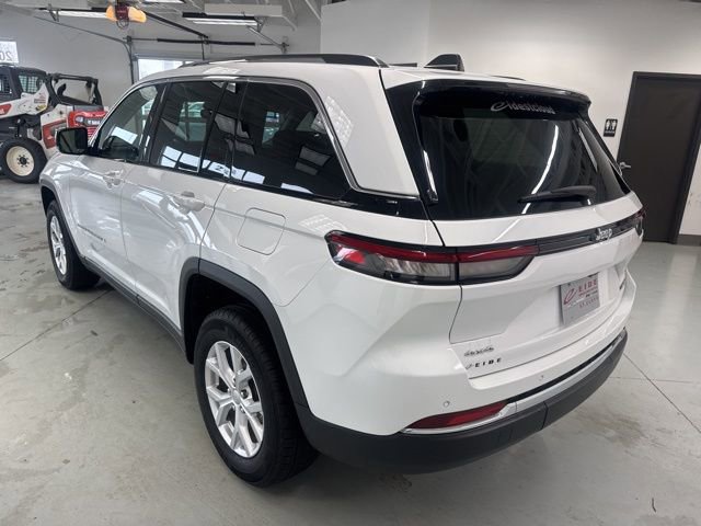 Used 2023 Jeep Grand Cherokee Limited image 8