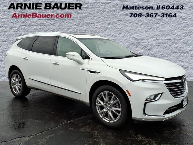 Used 2024 Buick Enclave Essence w/ Experience Buick Package image 1