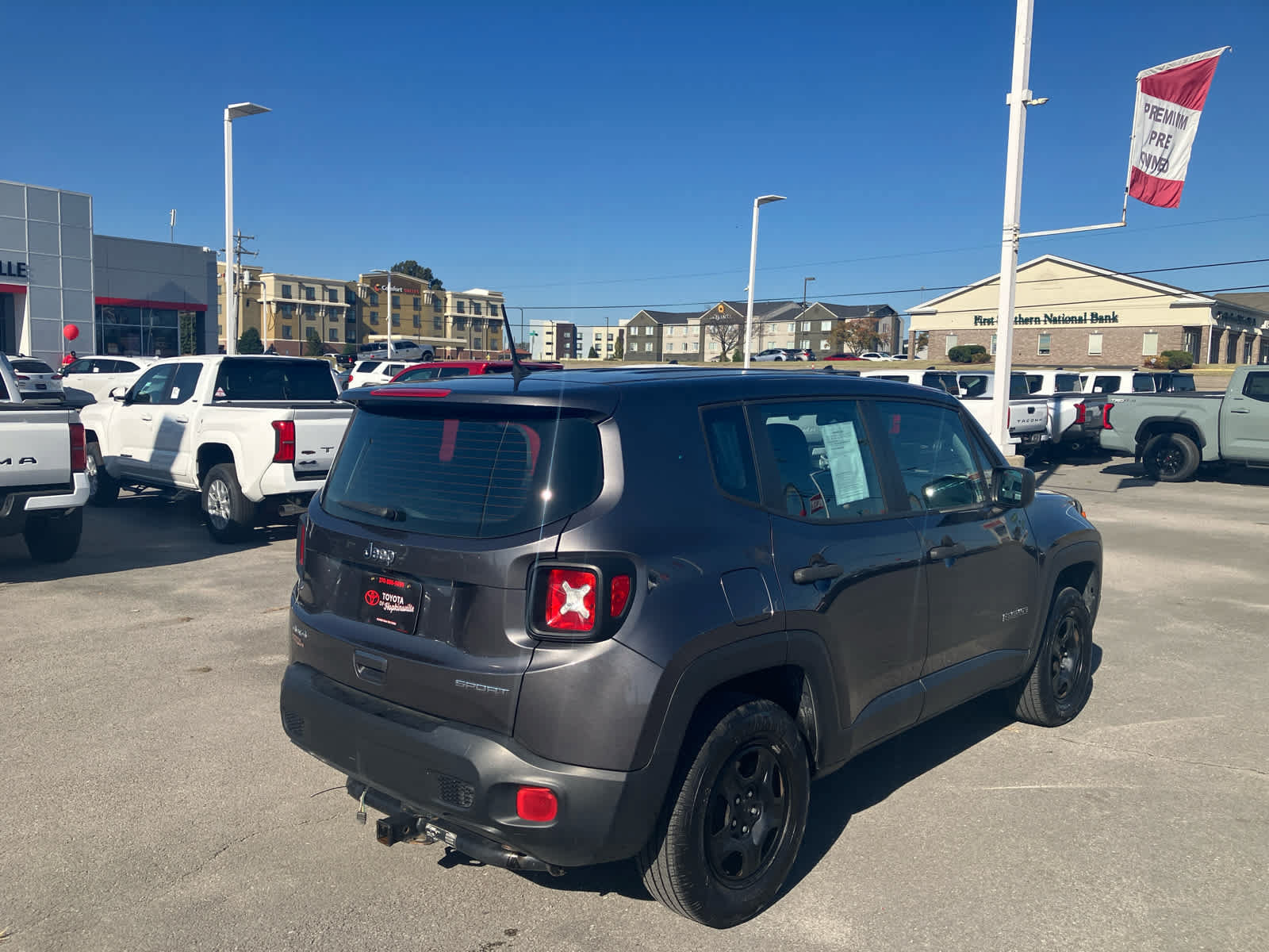 Used 2018 Jeep Renegade Sport w/ Power & Air Group AWD/4WD image 6