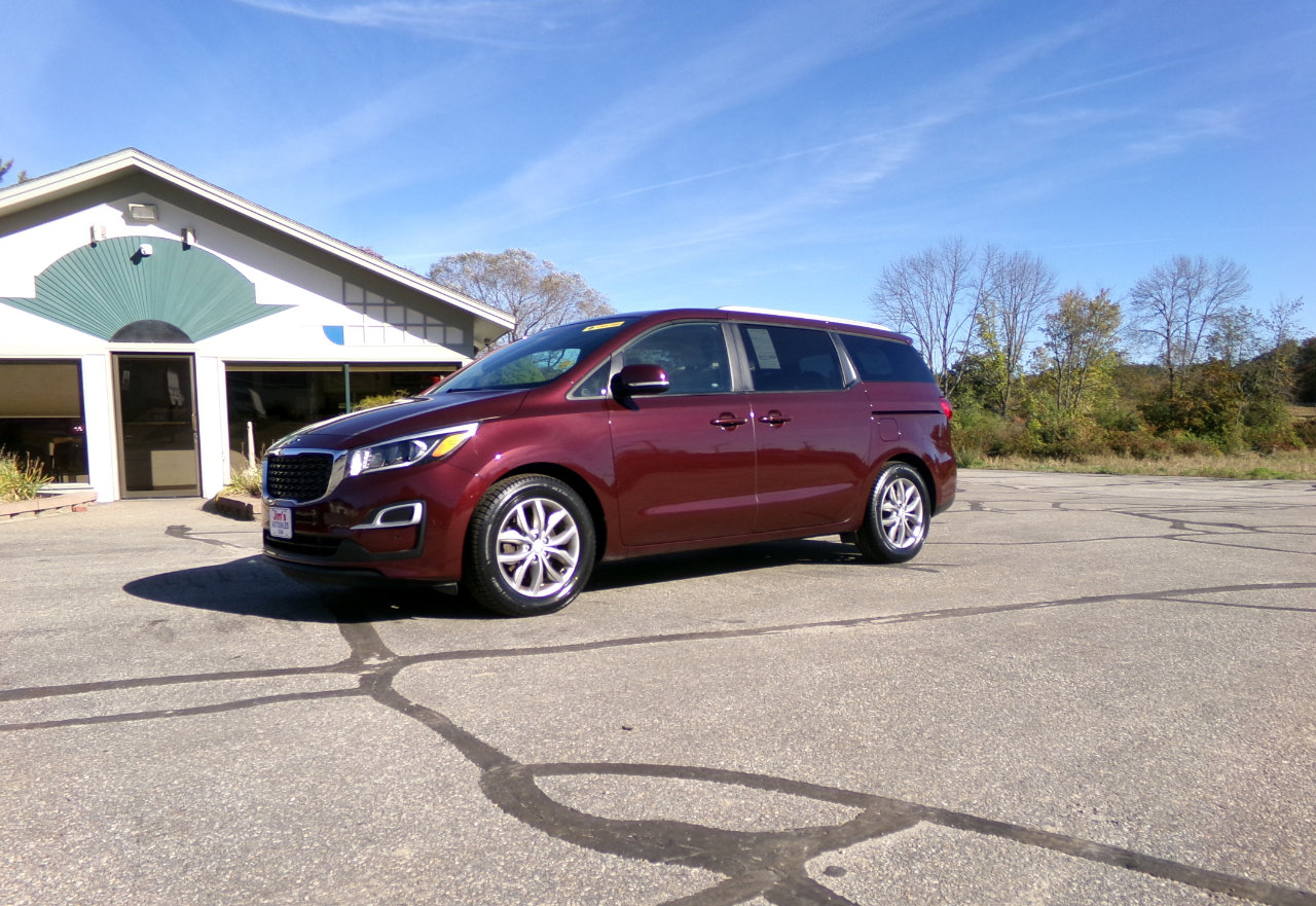 Used 2020 Kia Sedona EX image 2