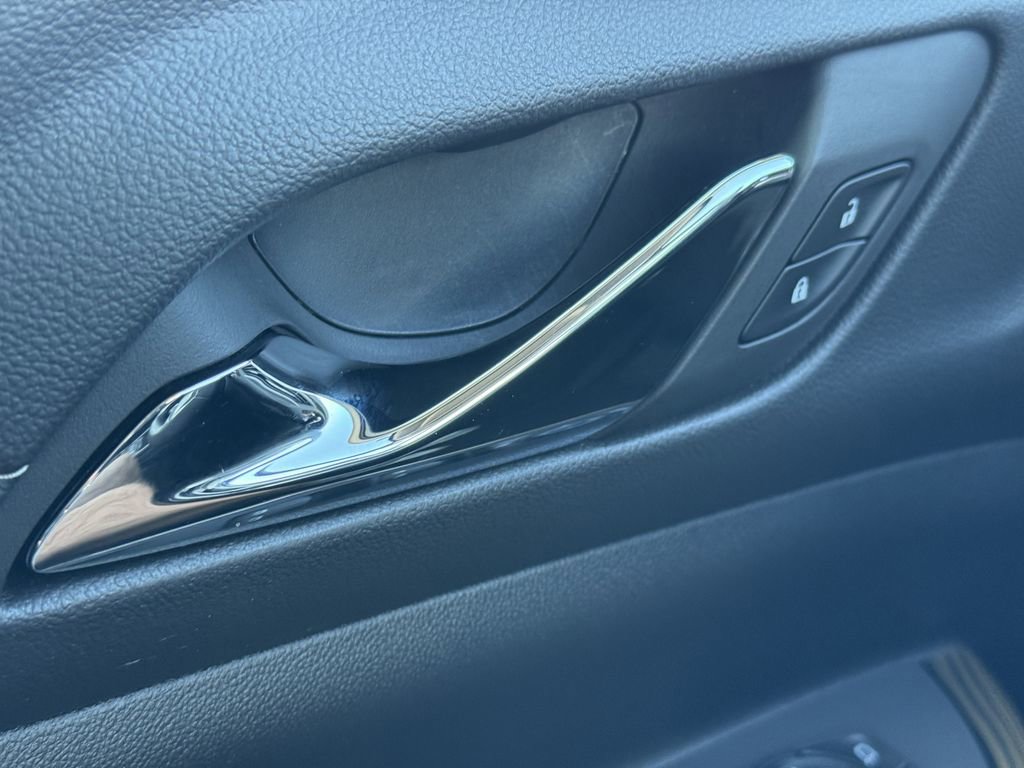 Used 2023 GMC Acadia SLE w/ Driver Convenience Package image 24