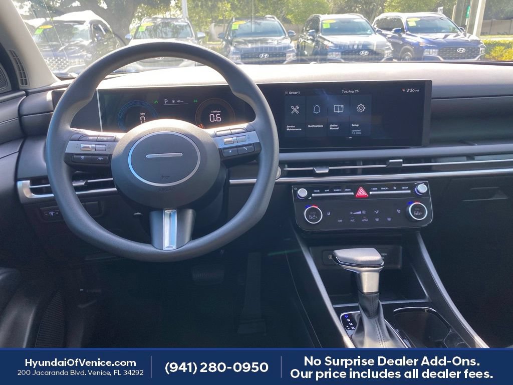 Certified 2025 Hyundai Tucson SEL FWD image 3