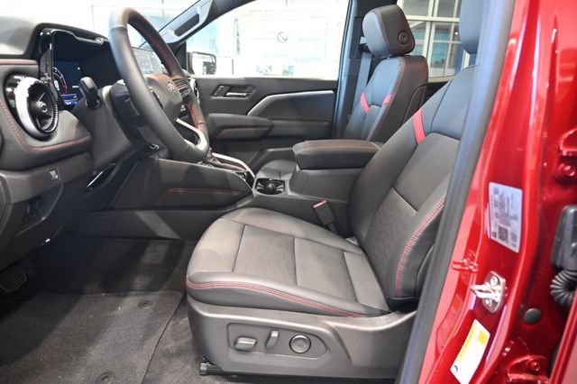 New 2026 Chevrolet Colorado Z71 w/ Technology Package AWD/4WD image 11