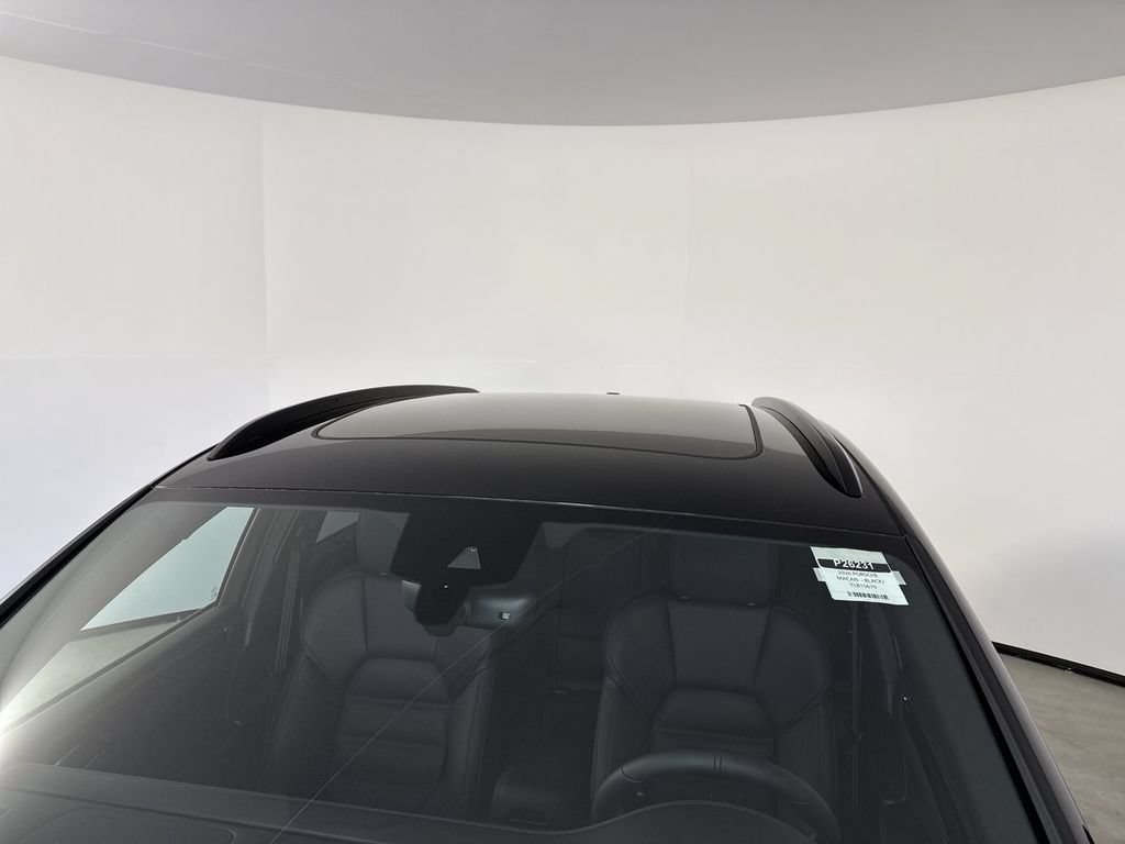 New 2026 Porsche Macan AWD/4WD image 16