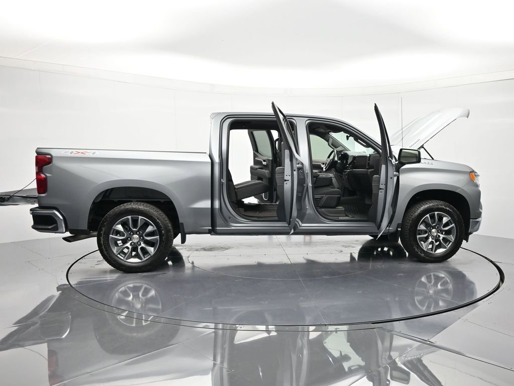 Certified 2026 Chevrolet Silverado 1500 LT w/ Convenience Package II AWD/4WD image 47