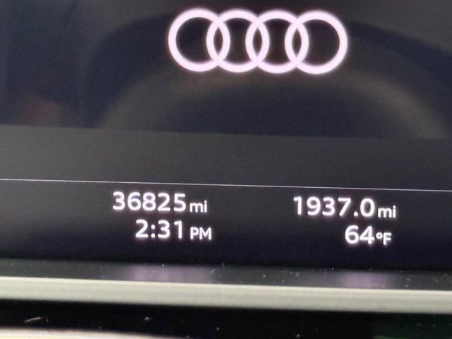 Used 2022 Audi e-tron Premium image 24