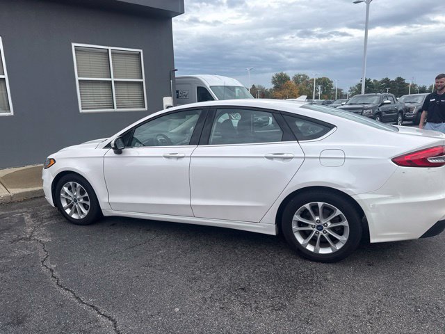 Used 2020 Ford Fusion SE FWD image 9