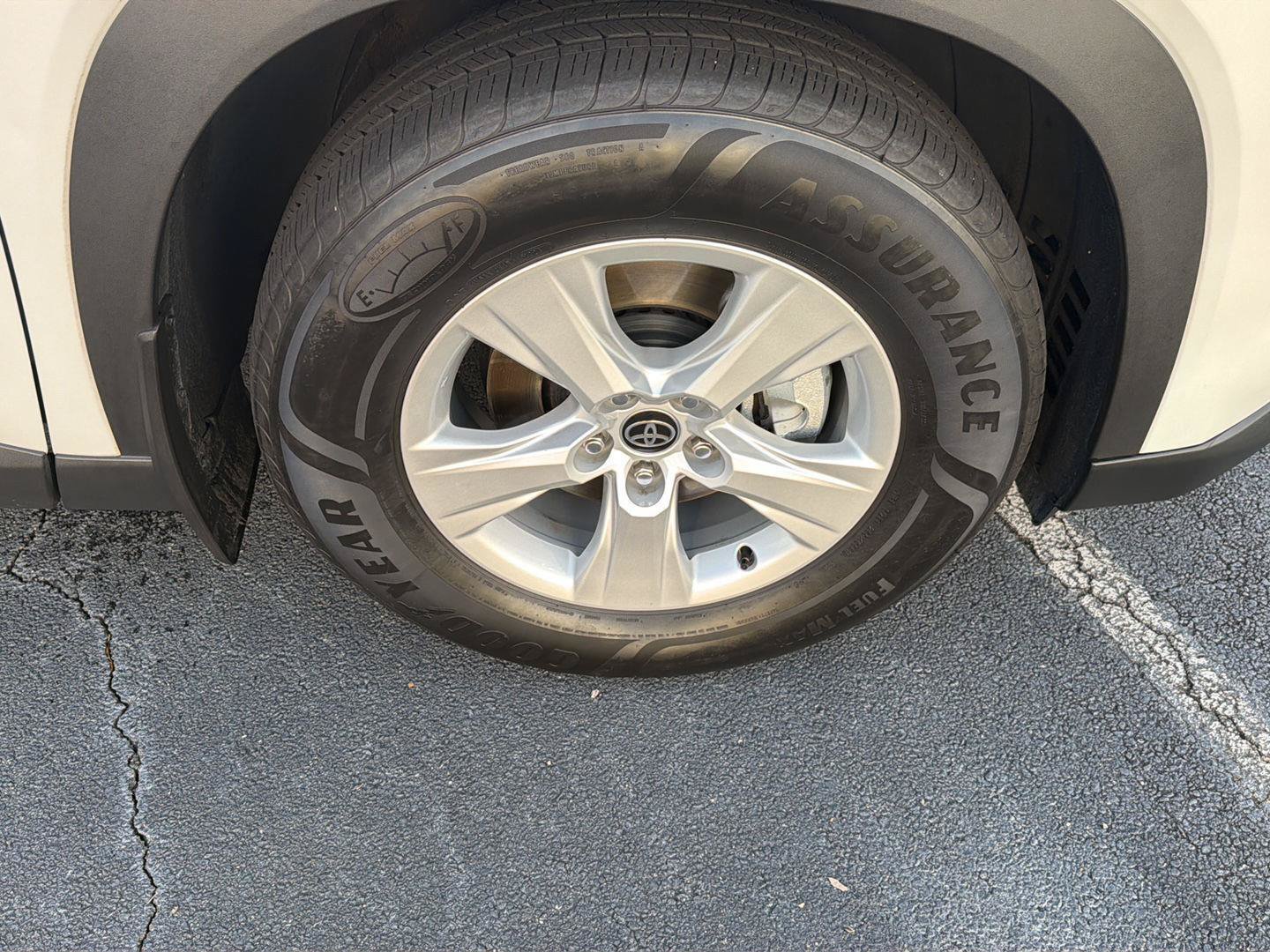 Certified 2025 Toyota Grand Highlander AWD Hybrid image 39