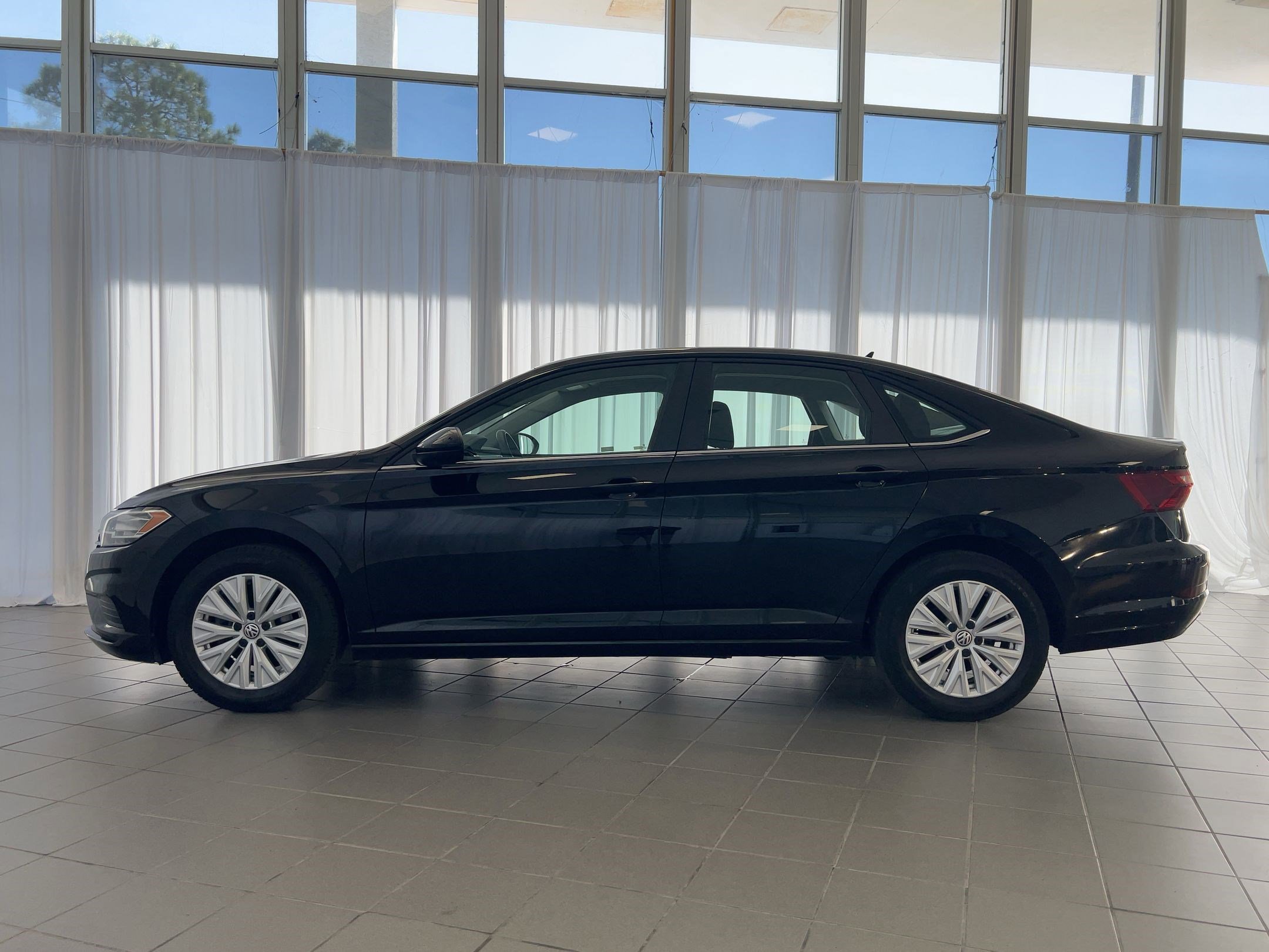 Used 2020 Volkswagen Jetta S w/ Driver Assistance Package video 2