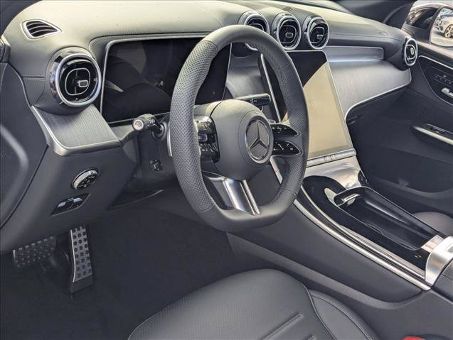 Used 2026 Mercedes-Benz GLC 300 4MATIC image 3