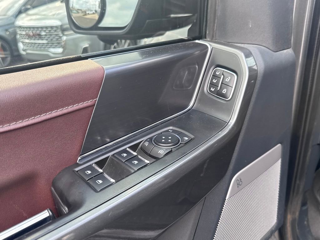 Used 2023 Ford F150 Lariat image 10