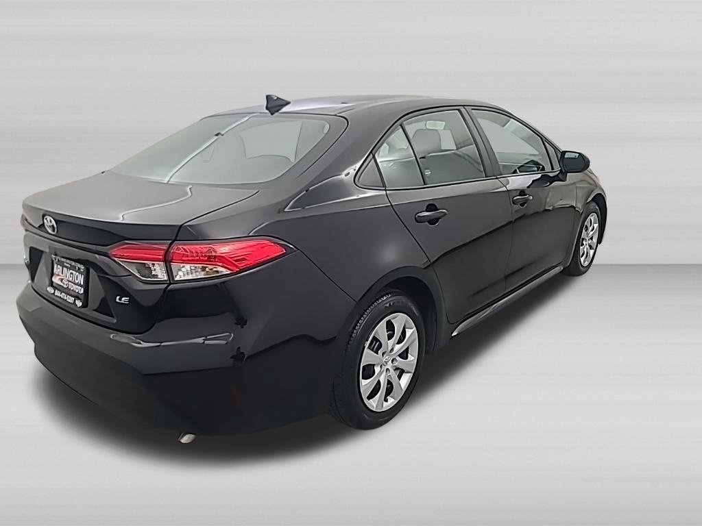 Used 2024 Toyota Corolla LE FWD image 5