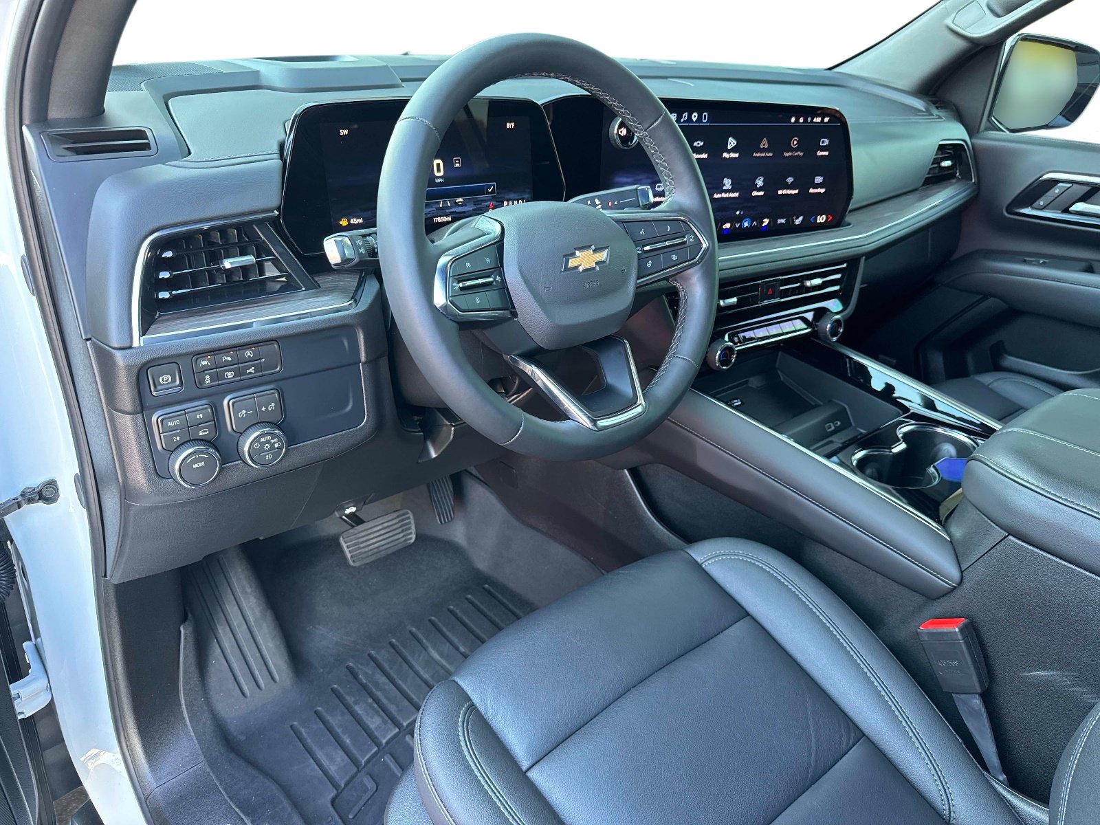 Used 2026 Chevrolet Tahoe LT w/ Comfort Package AWD/4WD image 22