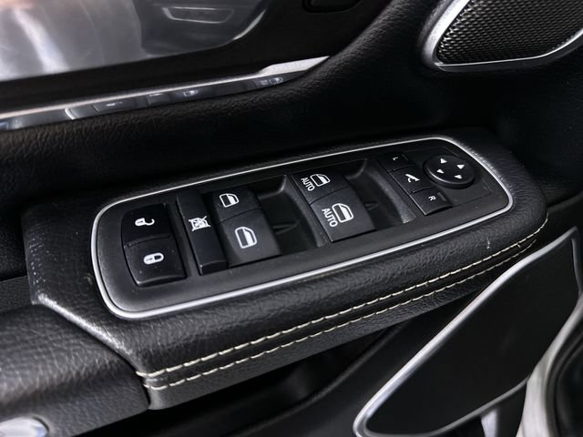 Used 2022 RAM 1500 Laramie AWD/4WD image 24