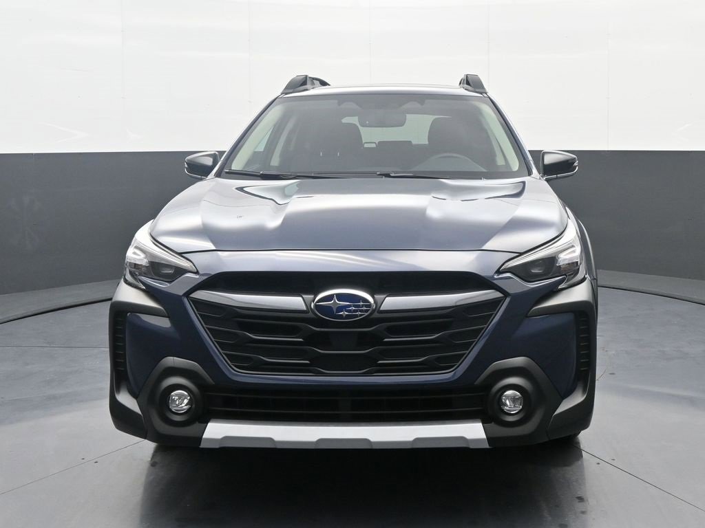 Used 2025 Subaru Outback Limited XT image 2
