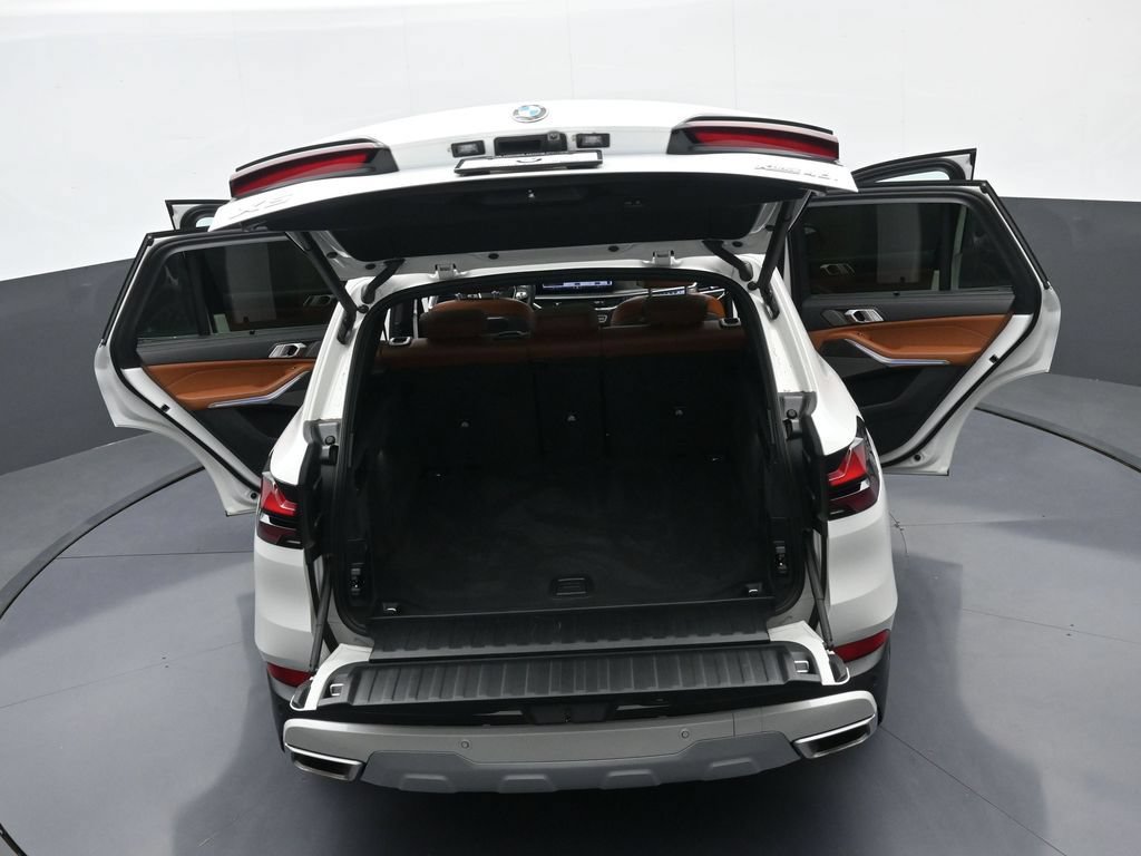 New 2026 BMW X5 xDrive40i AWD/4WD image 43
