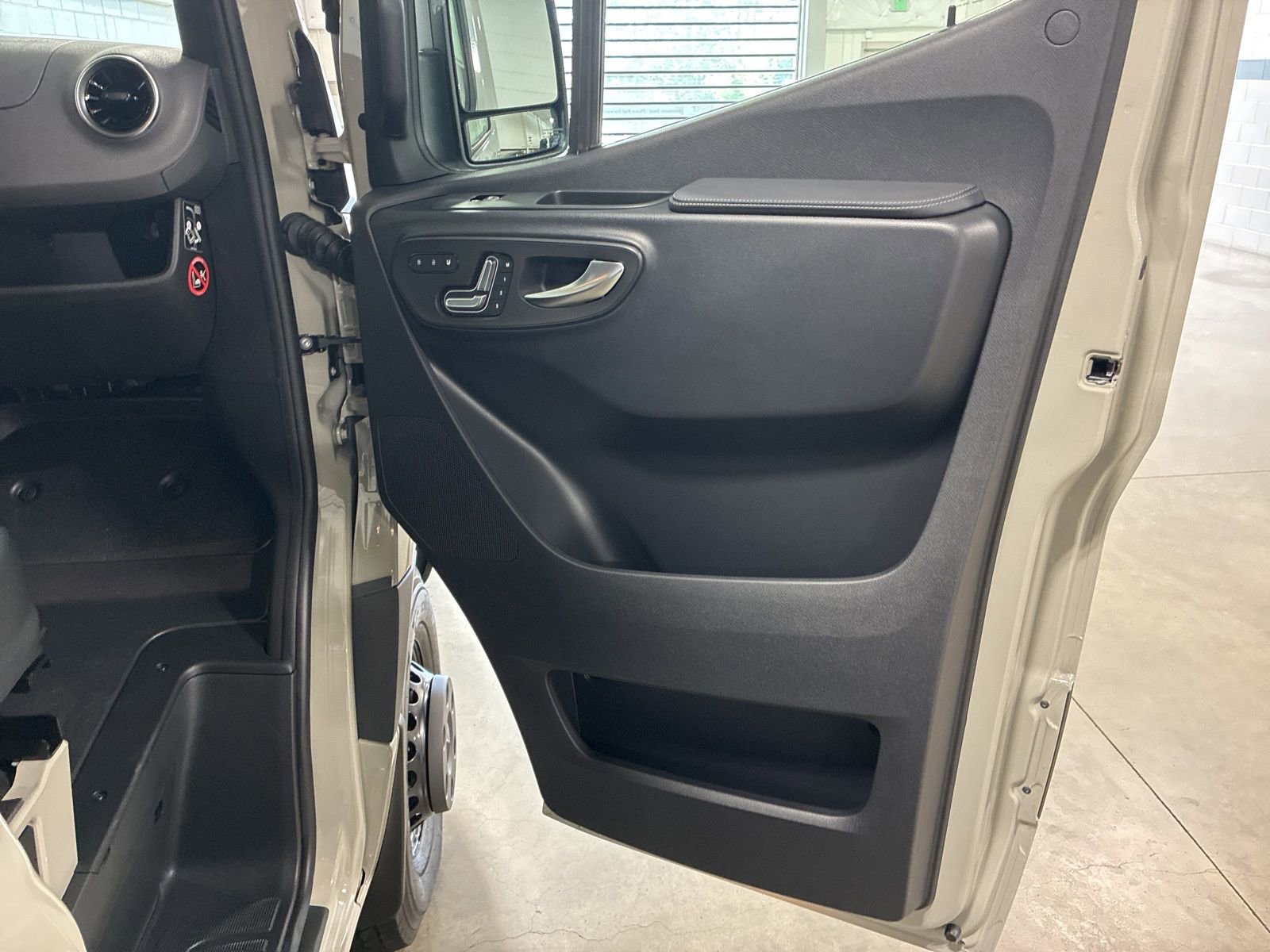 New 2025 Mercedes-Benz Sprinter 3500 image 15