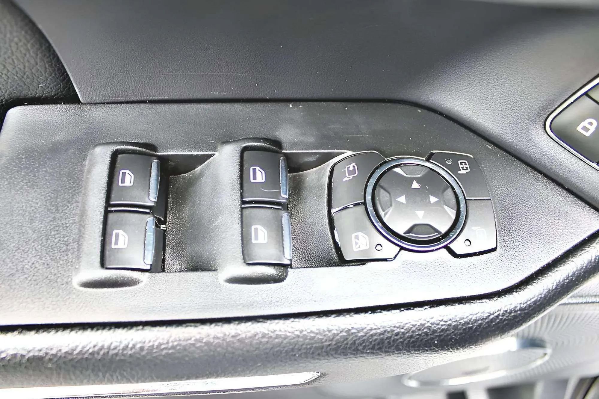 Used 2021 Ford Expedition XLT image 21