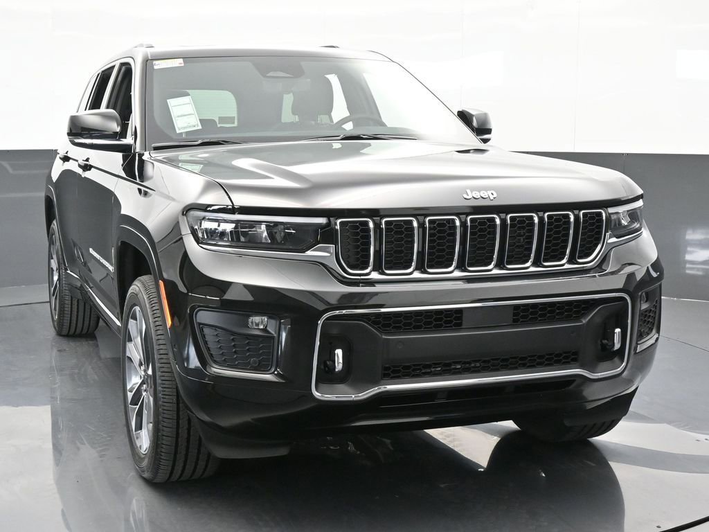 Used 2024 Jeep Grand Cherokee Overland w/ Luxury Tech Group IV image 9