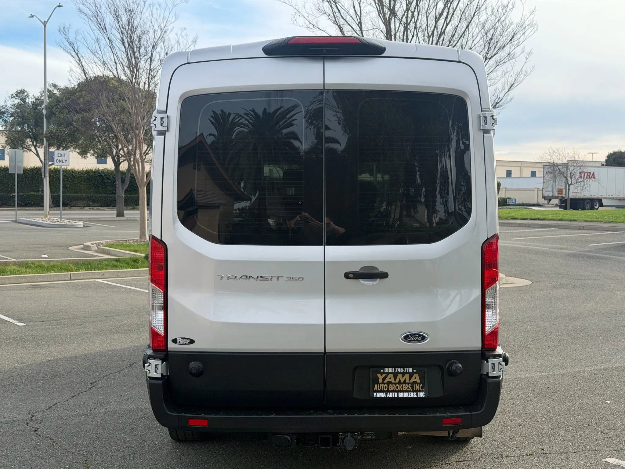 Used 2020 Ford Transit 350 XL RWD image 3