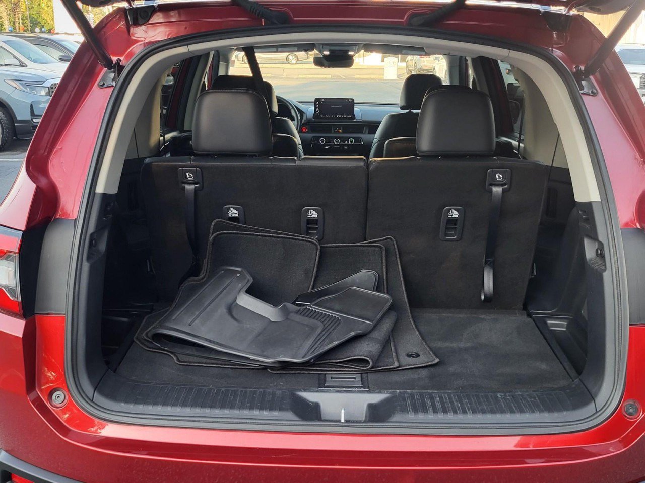 Certified 2024 Honda Pilot Touring image 4
