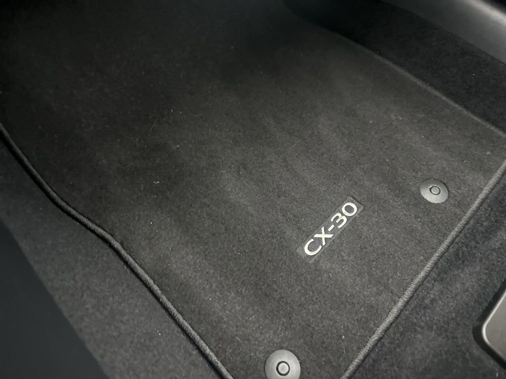 Used 2025 MAZDA CX-30 AWD 2.5 S w/ Preferred Package image 13