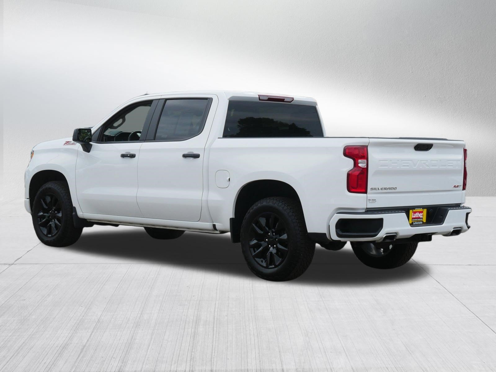 Certified 2026 Chevrolet Silverado 1500 RST AWD/4WD image 5
