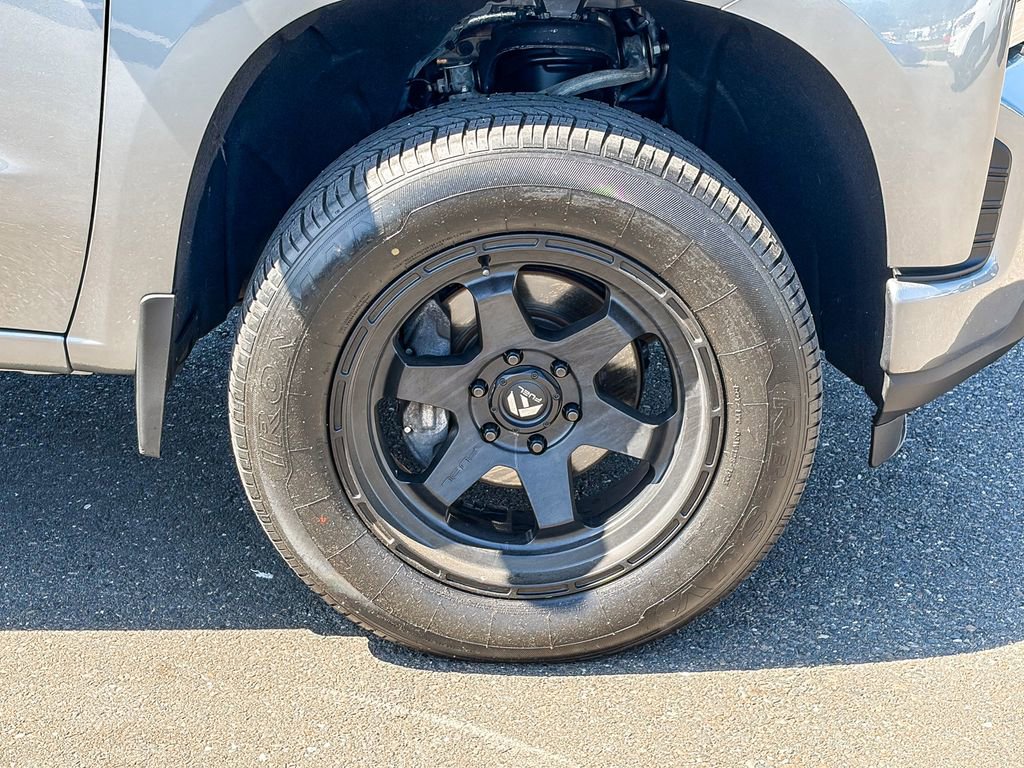 Used 2020 Chevrolet Silverado 1500 RST AWD/4WD image 13