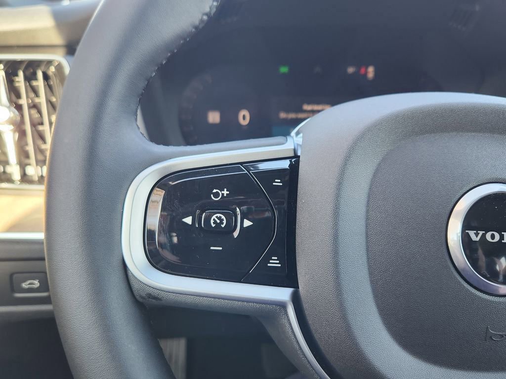 New 2026 Volvo XC60 B5 Plus w/ Protection Package Premier image 16
