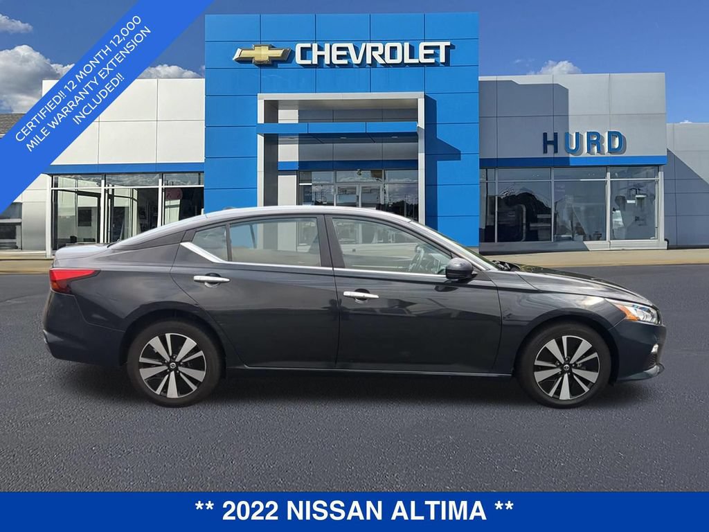 Used 2022 Nissan Altima 2.5 SV w/ SV Premium Package AWD/4WD image 3
