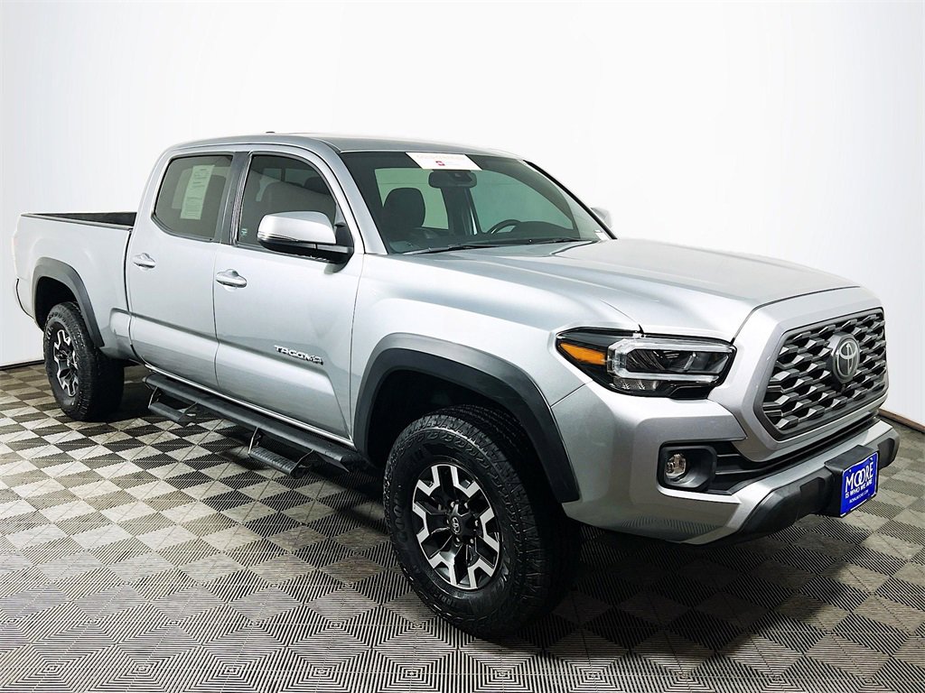 Certified 2022 Toyota Tacoma TRD Off-Road image 1