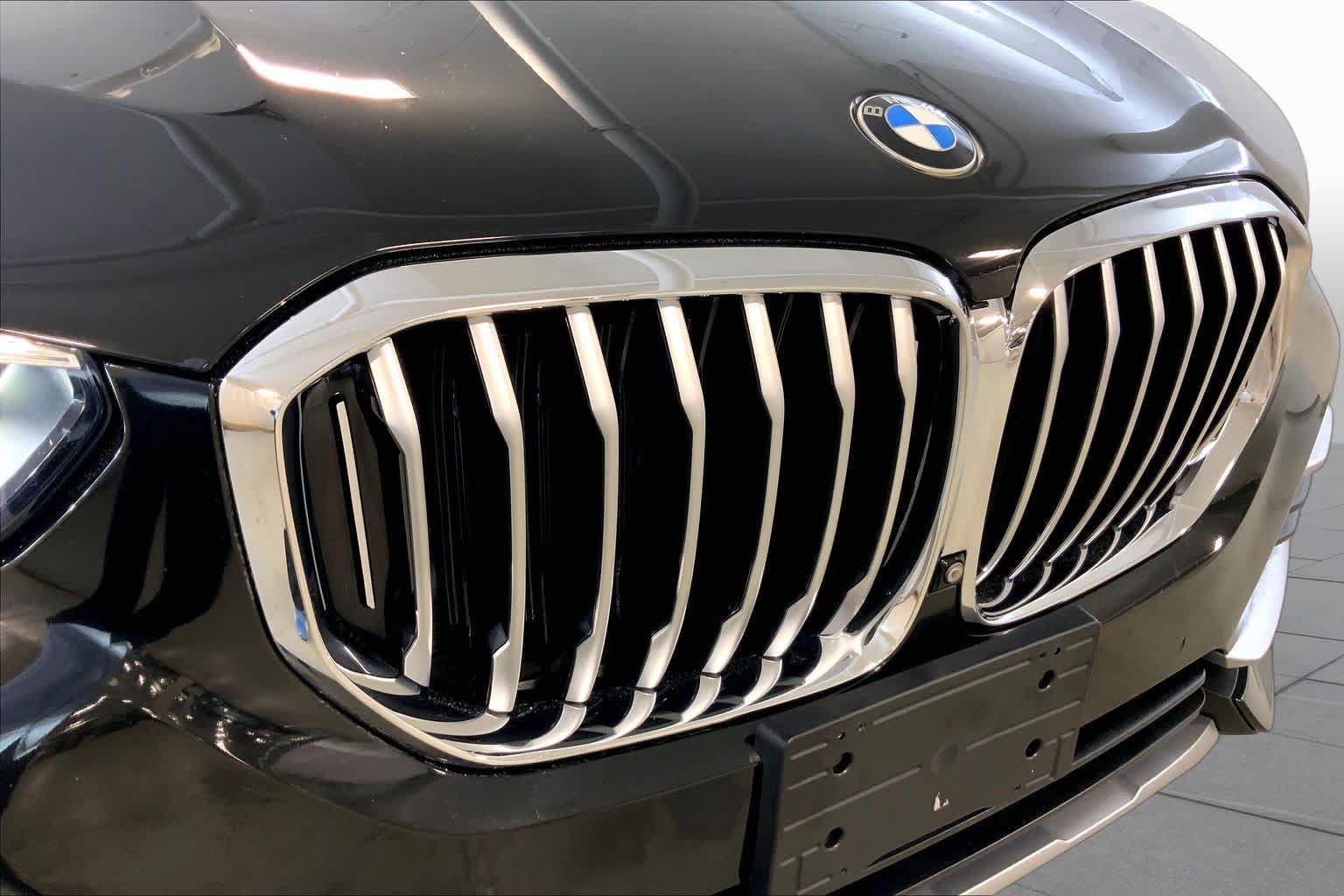 Used 2019 BMW X5 xDrive40i w/ Convenience Package AWD/4WD image 32