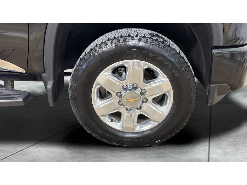 Used 2023 Chevrolet Silverado 2500 LTZ w/ Z71 Chrome Sport Edition AWD/4WD image 19