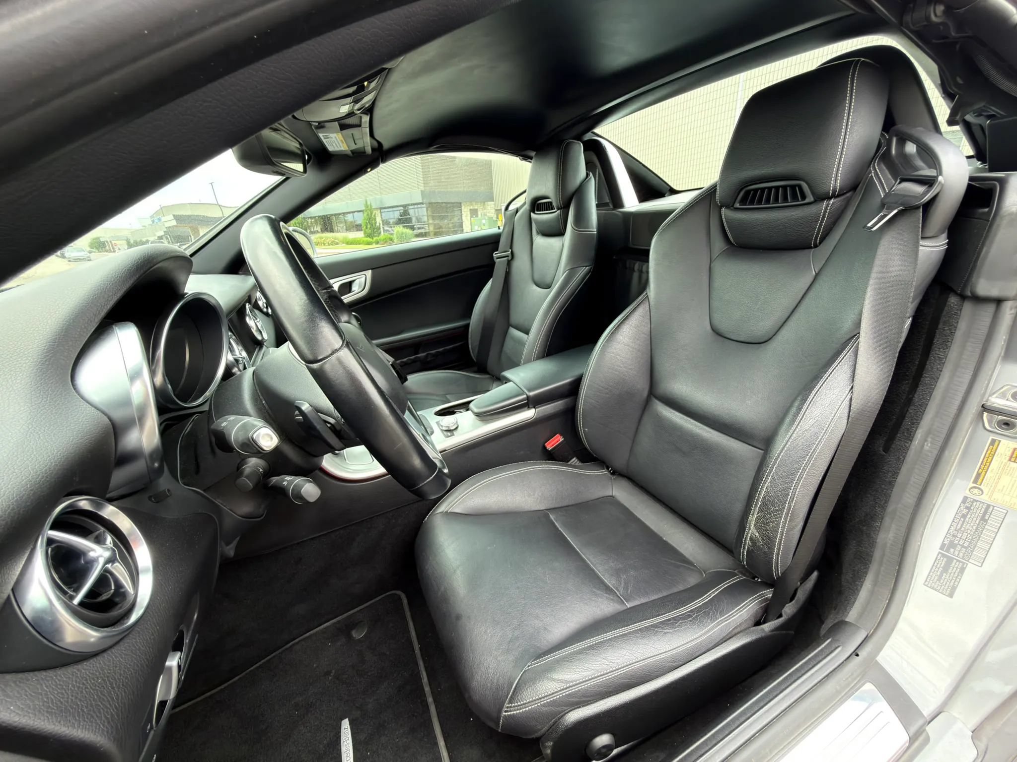 Used 2013 Mercedes-Benz SLK 250 image 37