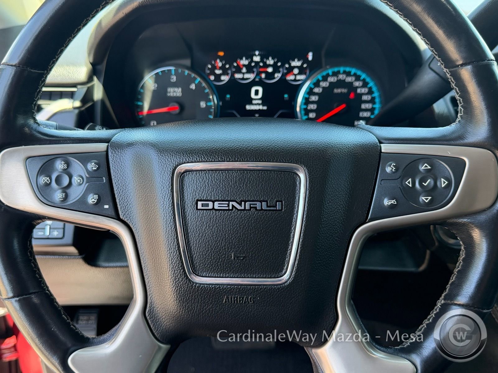 Used 2020 GMC Yukon XL Denali RWD image 31