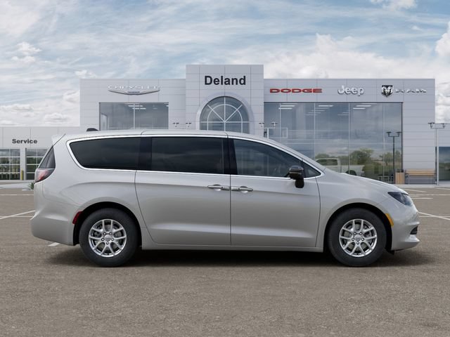 New 2026 Chrysler Voyager LX FWD image 29
