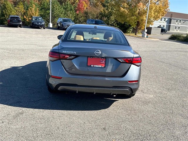 New 2025 Nissan Sentra SV w/ SV Premium Package image 5