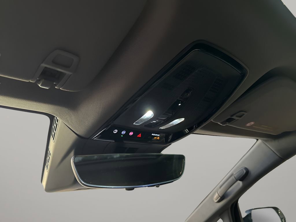 Certified 2025 Cadillac Optiq Sport 2 w/ LPO, Floor Liner Package image 30